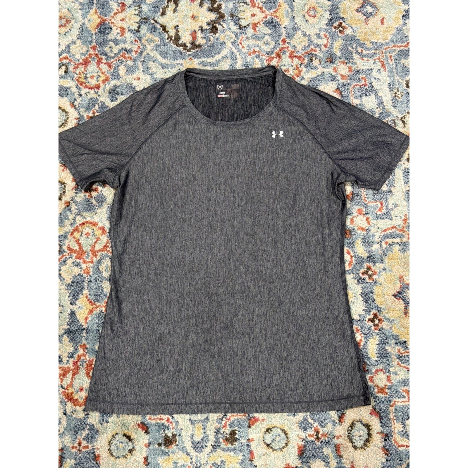 Under Armour HeatGear Shirt Women's Medium/Large Gray Heathered Performance EUC0