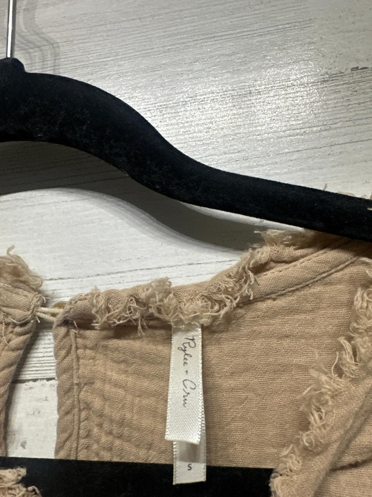 Rylee + Cru Gauze Blouse Women S Tan Lace Trim Pintuck Boho EUC1
