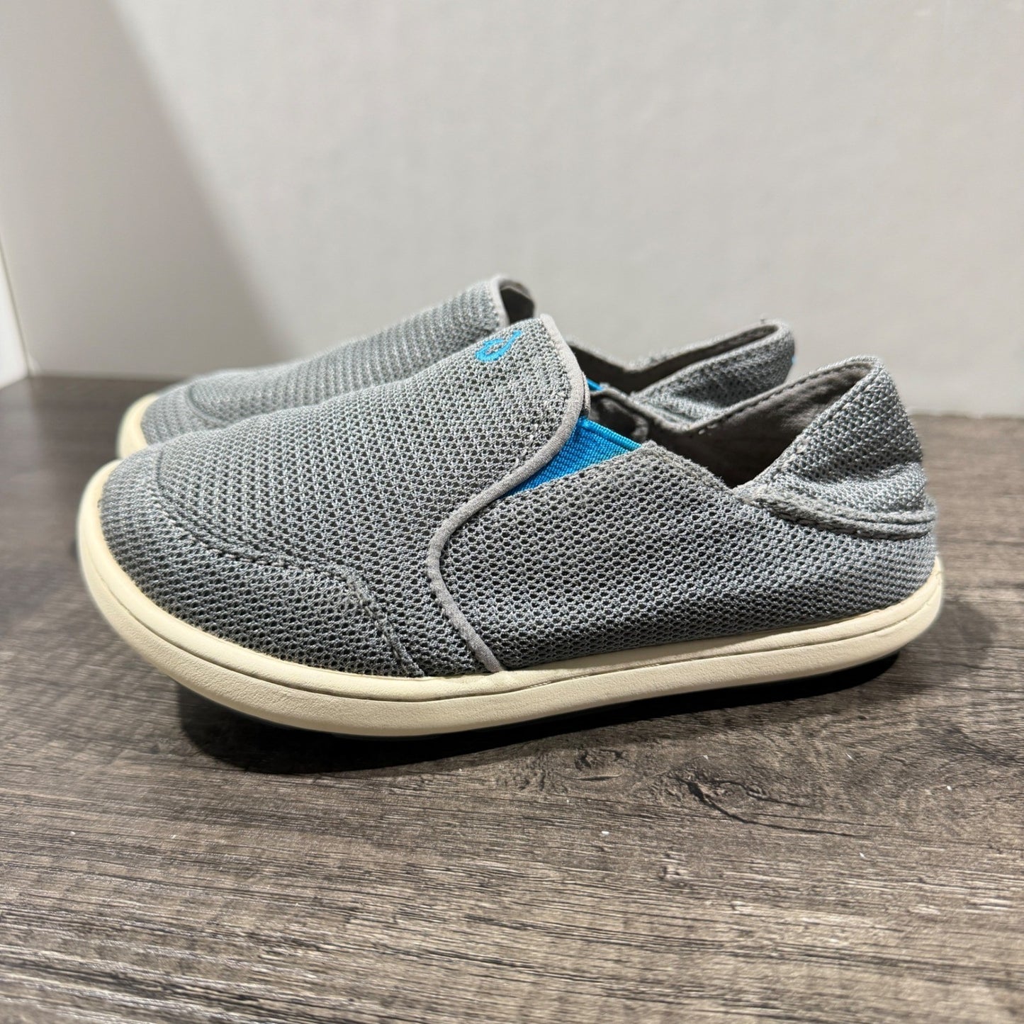 OluKai Nohea Mesh Boys 13 Grey Slip On Loafer Casual Coastal0