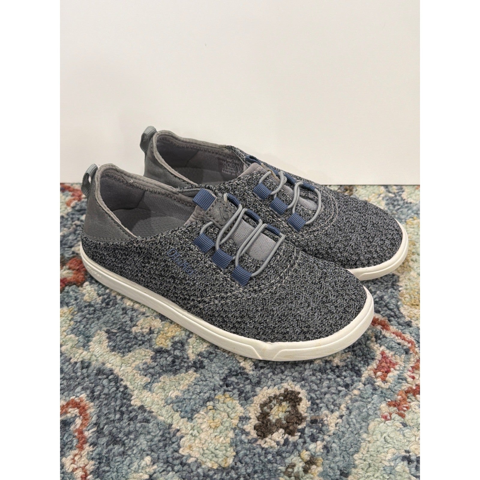 OluKai Nohea Mesh Sneakers Boys Size 12 Gray Blue Slip On Casual EUC0