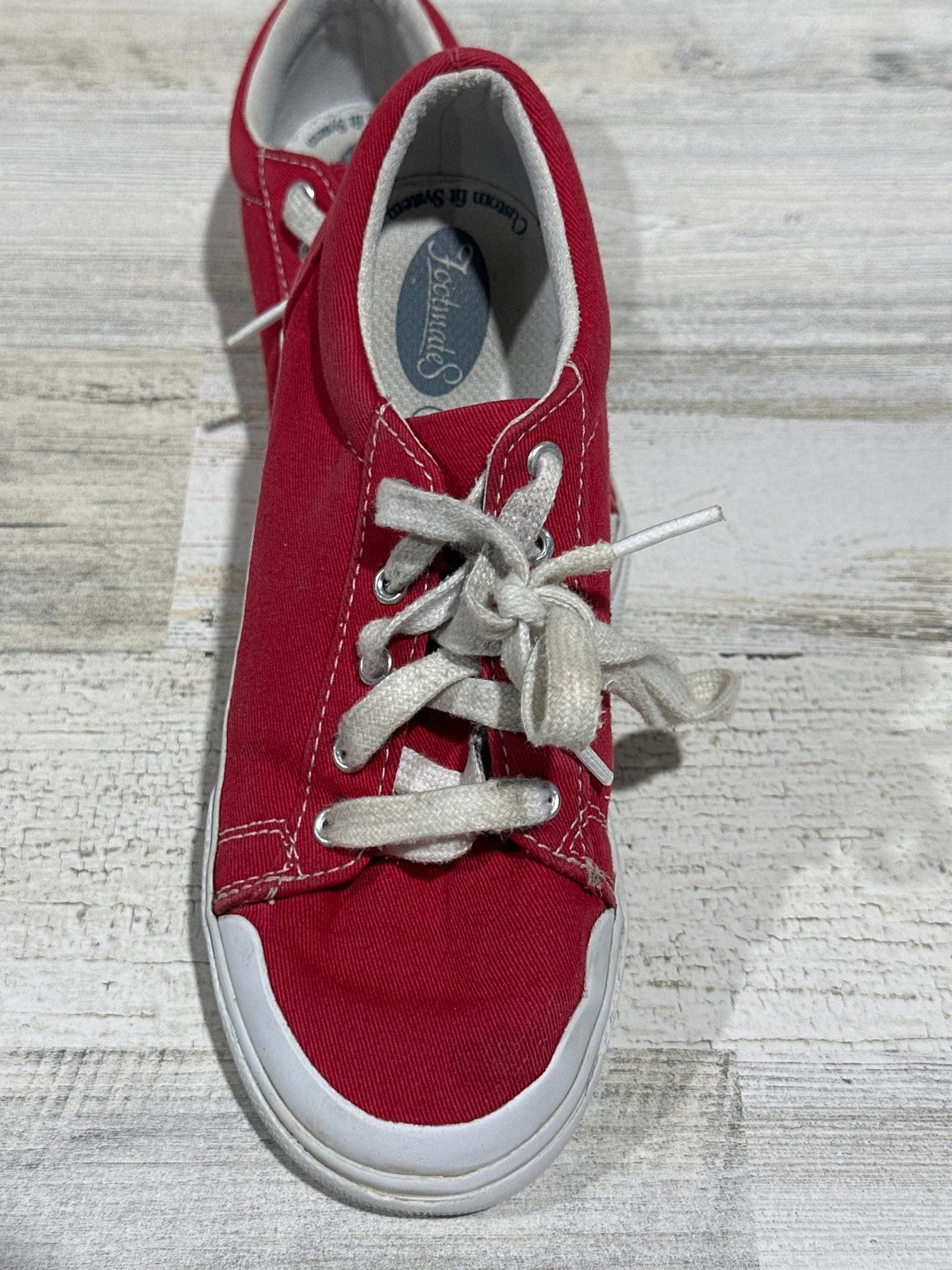 Footmates Taylor Sneaker Kids Size 1 Red Canvas Low Top2