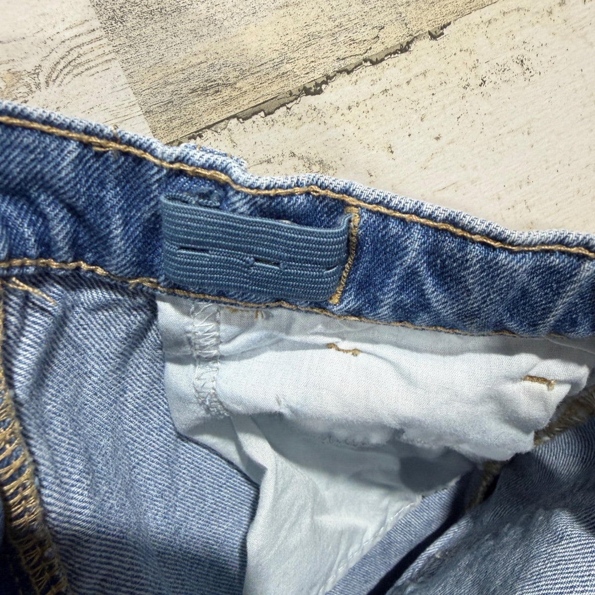 Old Navy Baggy Wide Leg Jeans Wednesday Addams Sweatshirt Girls 10 EUC7
