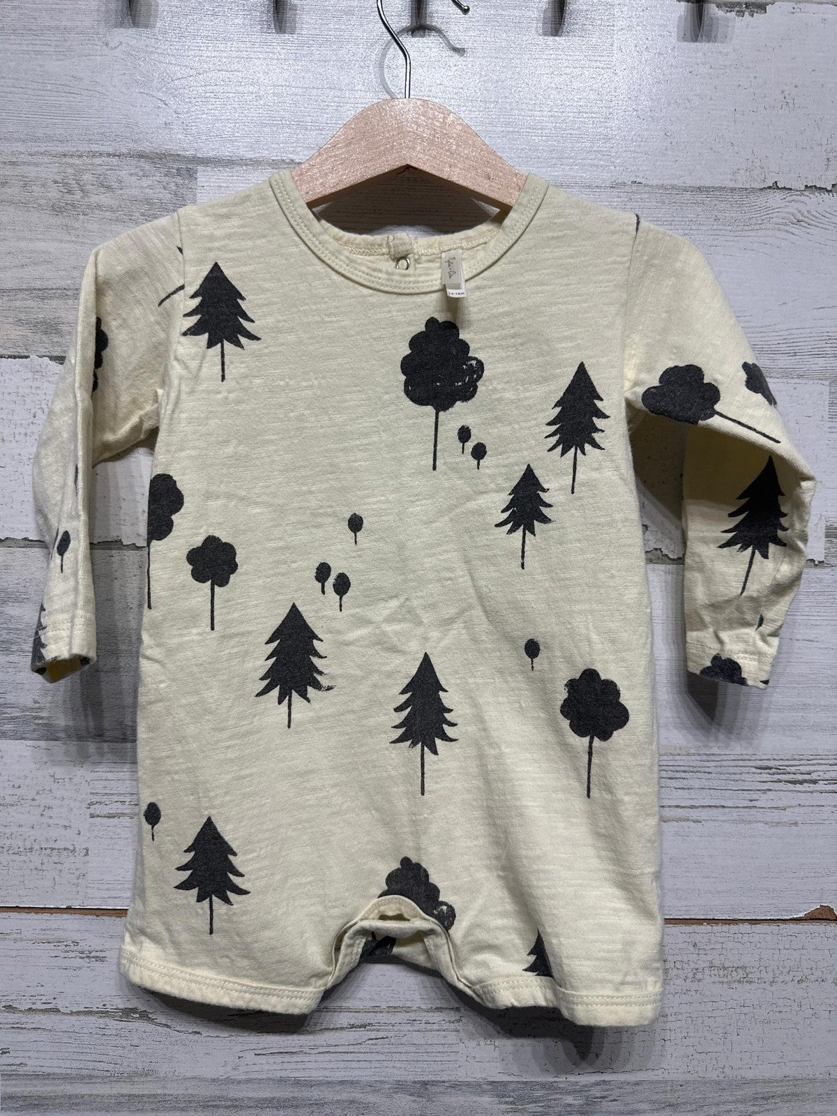 Rylee + Cru Tree Print Romper Boys 12-18M Cream Long Sleeve Forest EUC0