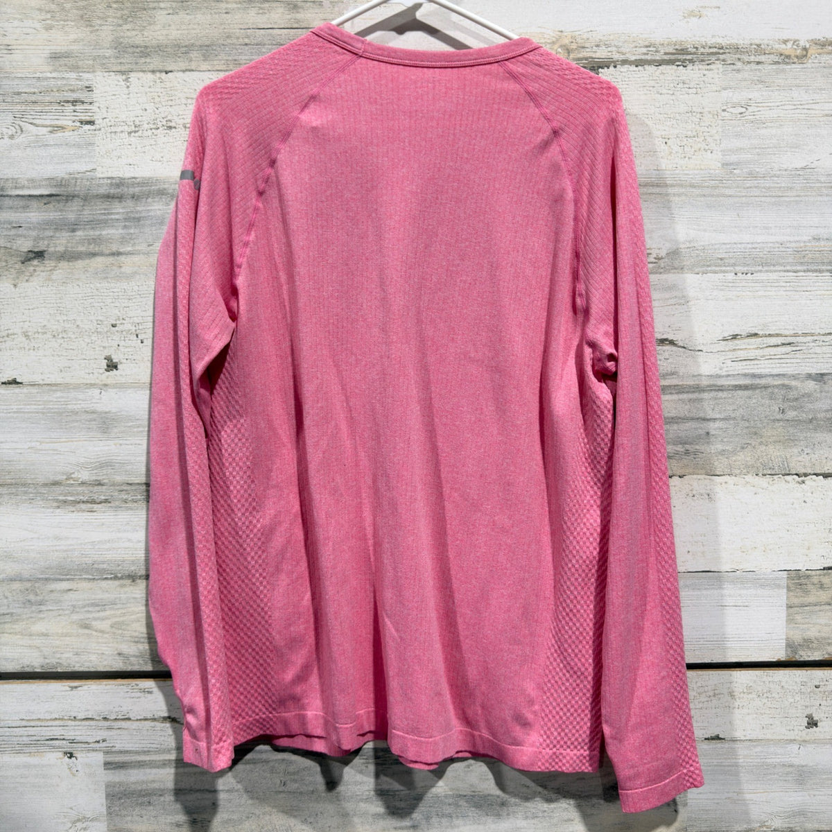 BCG Active Top Women XL Pink Long Sleeve Mesh Thumbhole Athleisure EUC3