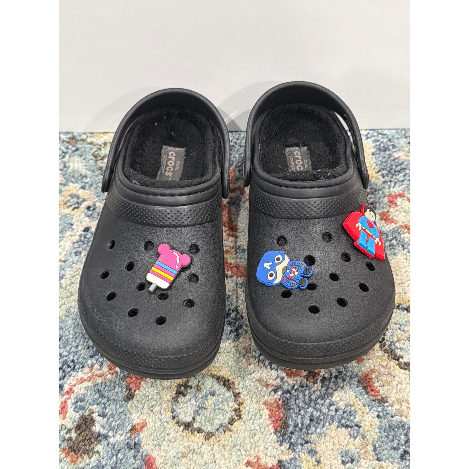 Crocs Lined Clogs Boys Size 13 Black Captain America Jibbitz Gorpcore GUC1