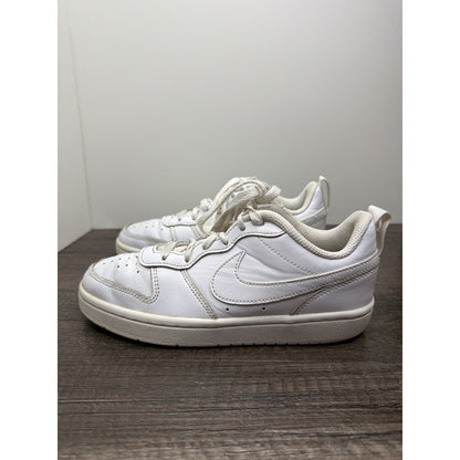 Nike Court Borough Low 2 Boys 3.5Y White Leather Sneaker Sporty *Flawed2