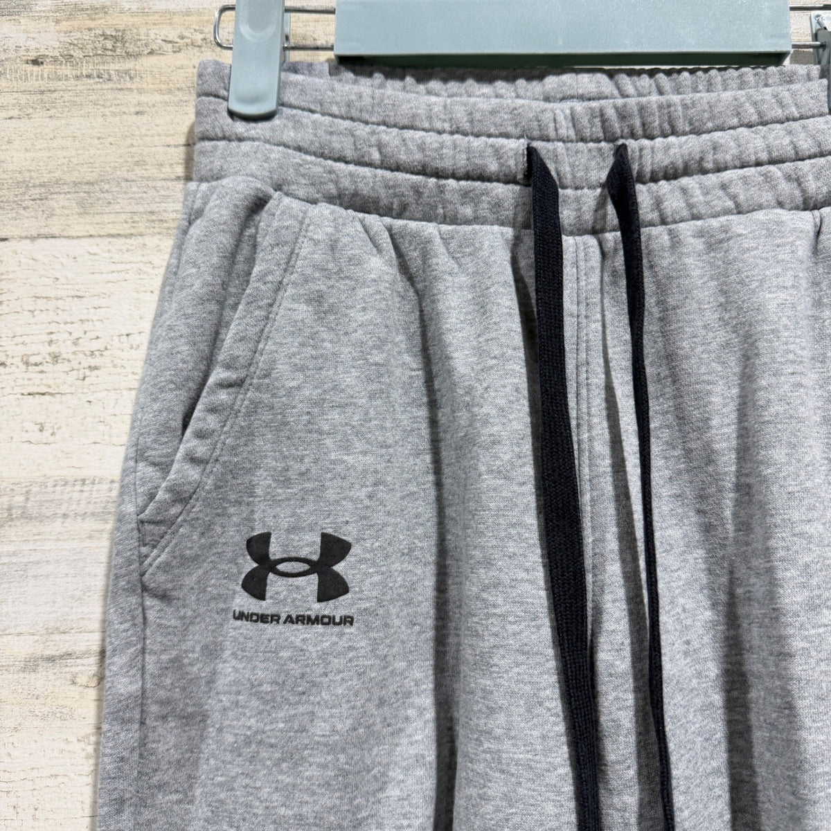 Under Armour Rival Fleece Joggers Women XS Gray Cotton Blend Activewear Sweats1