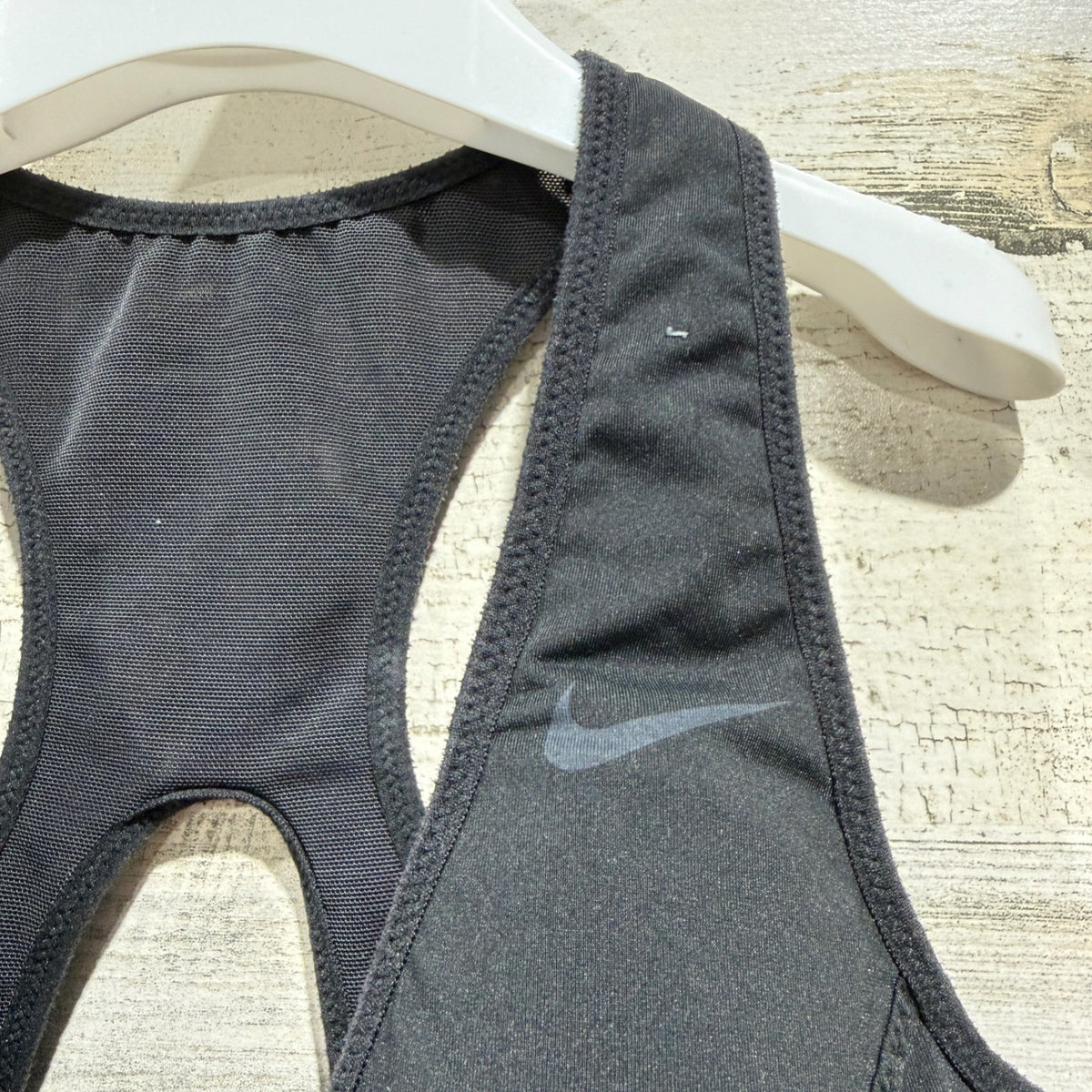 Nike Sports Bra Women Small Black Dri-FIT Racerback Mesh Padded GUC1