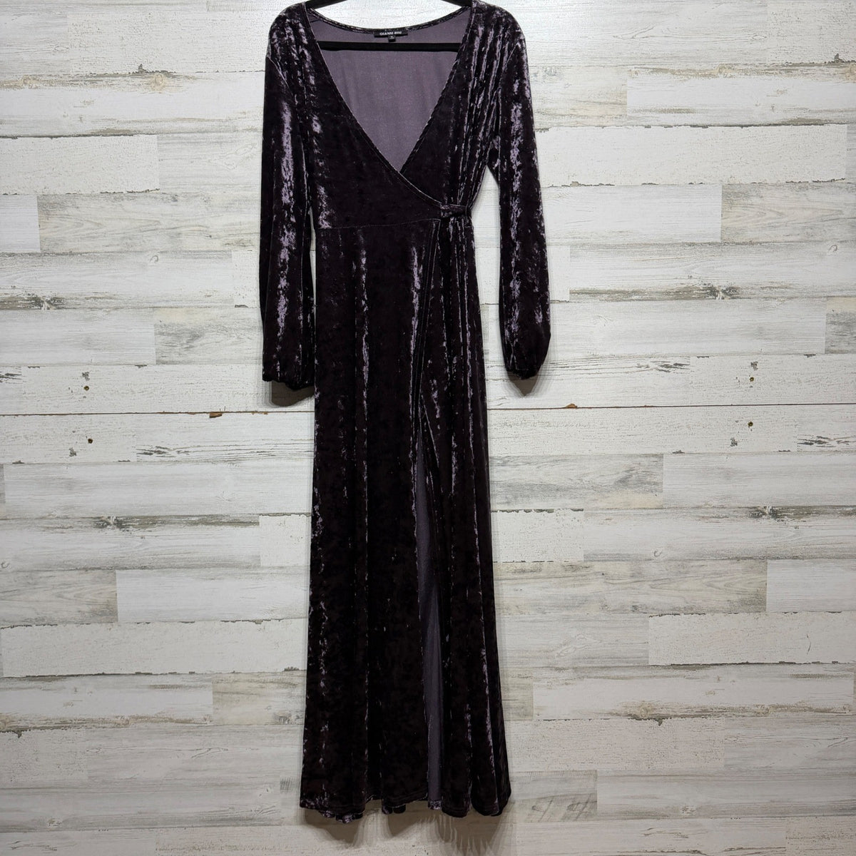 Gianni Bini Maxi Dress Womens M Purple Crushed Velvet Wrap V-Neck Whimsigoth EUC0