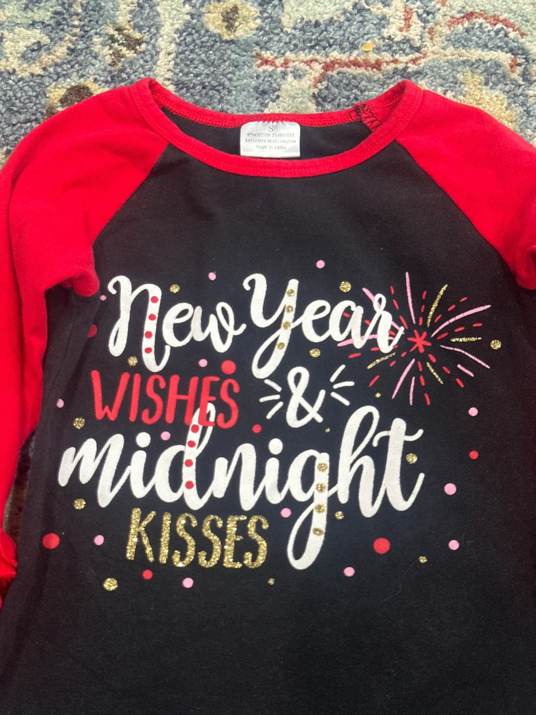 Raglan Top Girls 3T Black Red New Year Wishes Ruffle EUC1