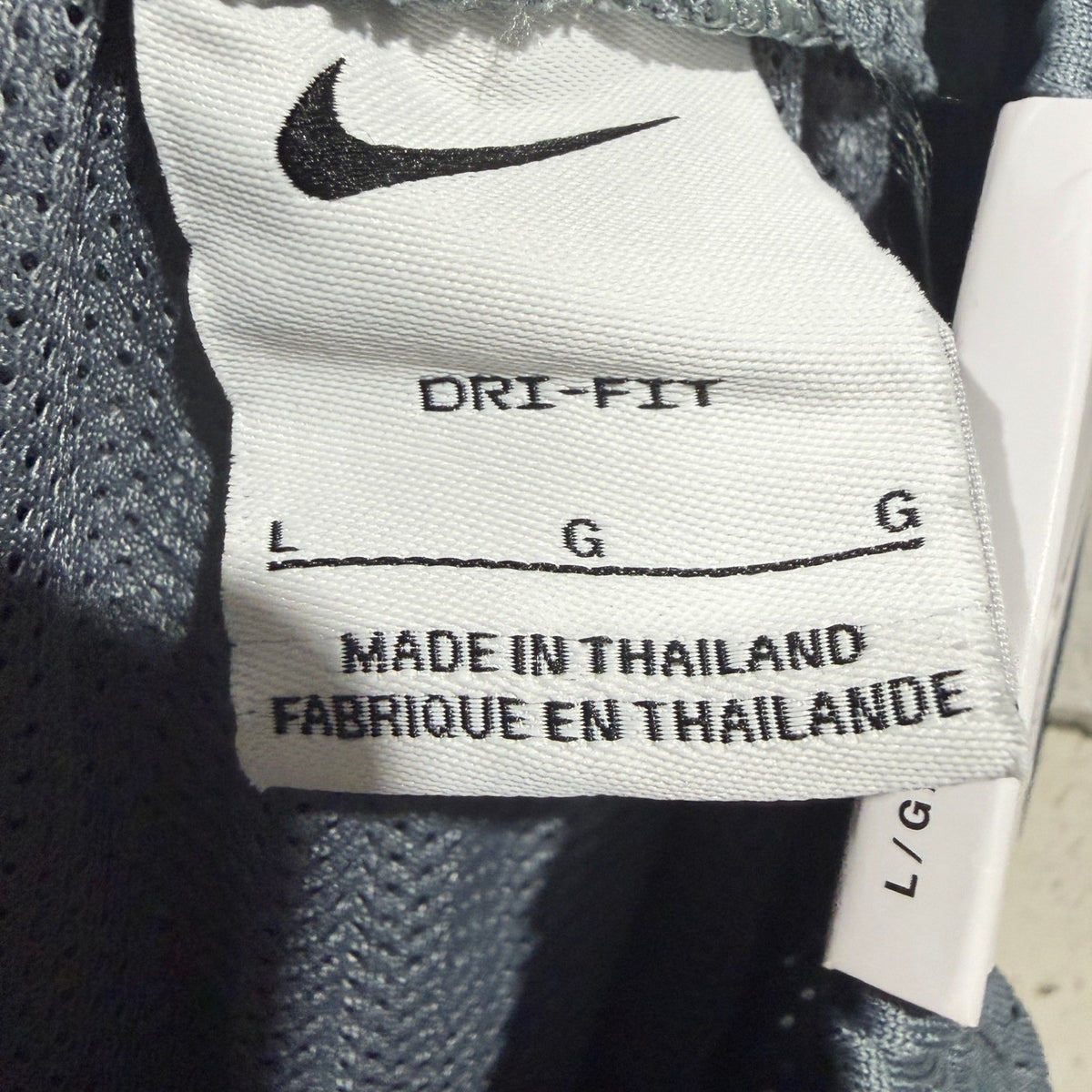 Nike Dri-FIT Mesh Shorts Boys Large Gray 100% Polyester Athletic NWT4