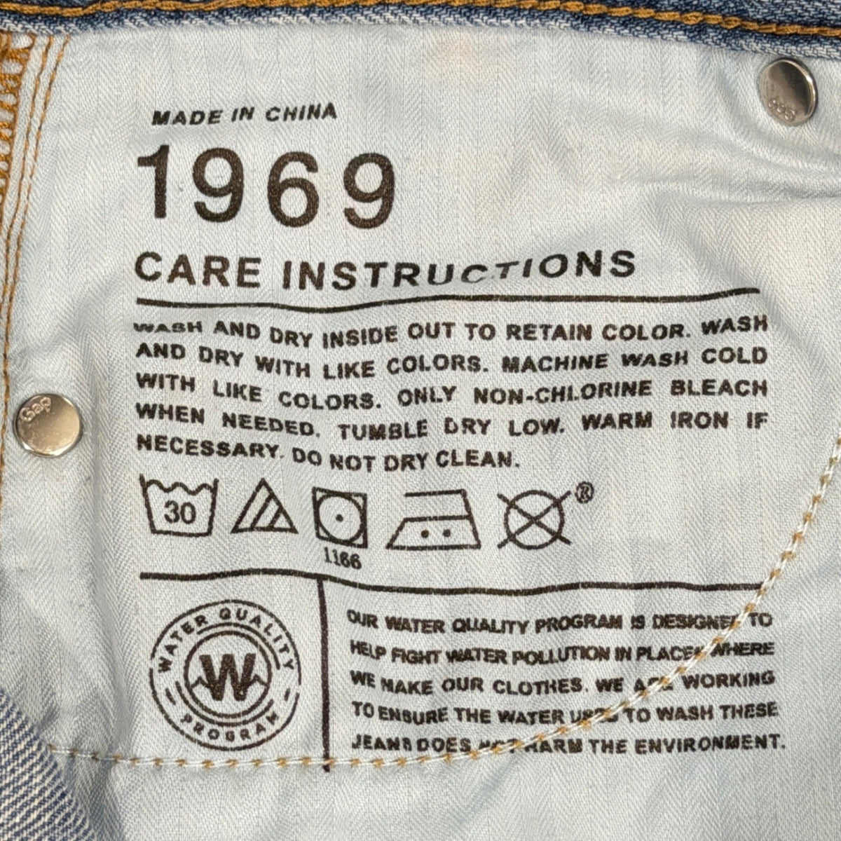 Gap 1969 Sexy Boyfriend Shorts Women 29/8 Blue Denim Cuffed Casual EUC3