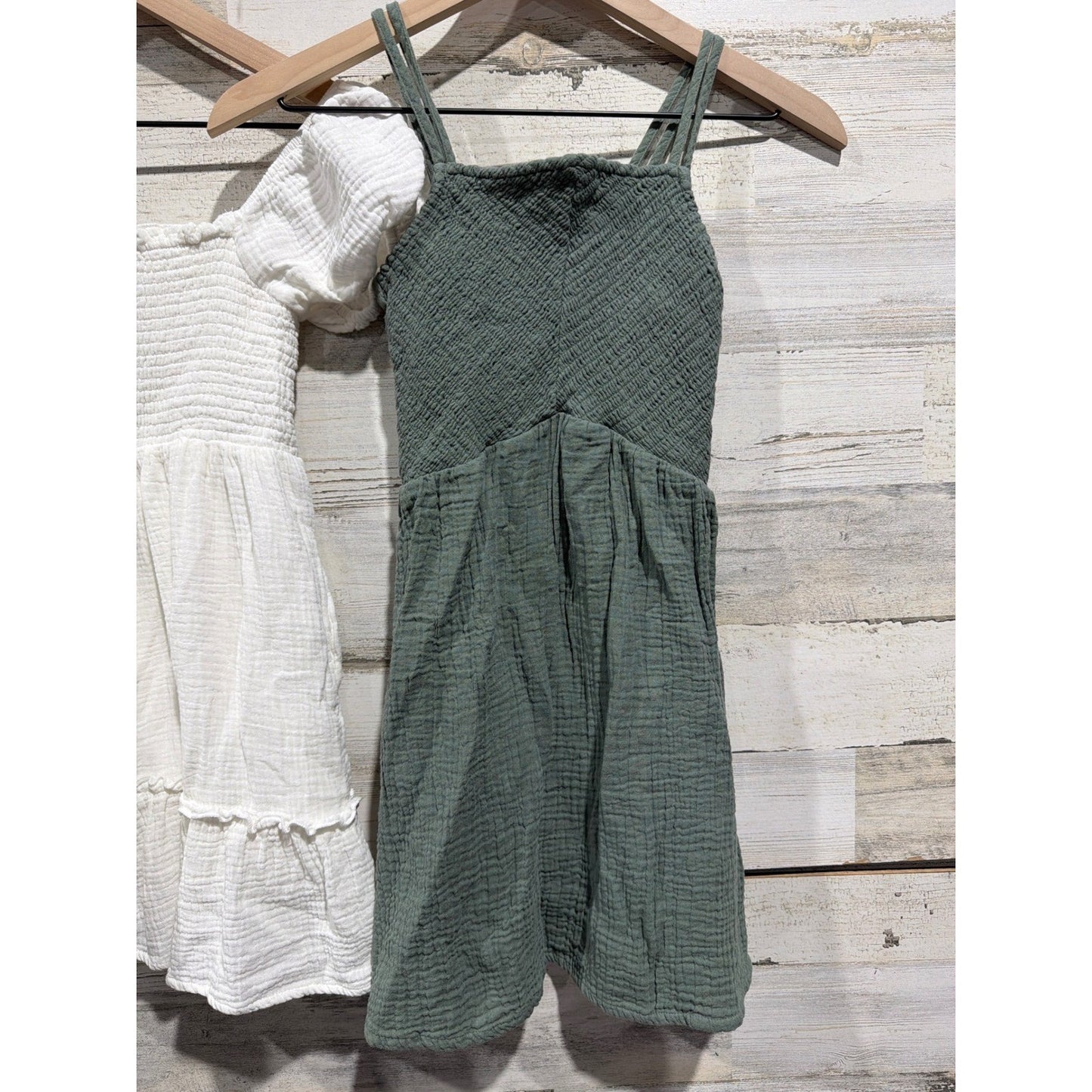 Hello Frankie OshKosh Dress Bundle Girls Medium 7 White Green Gauze Boho EUC2