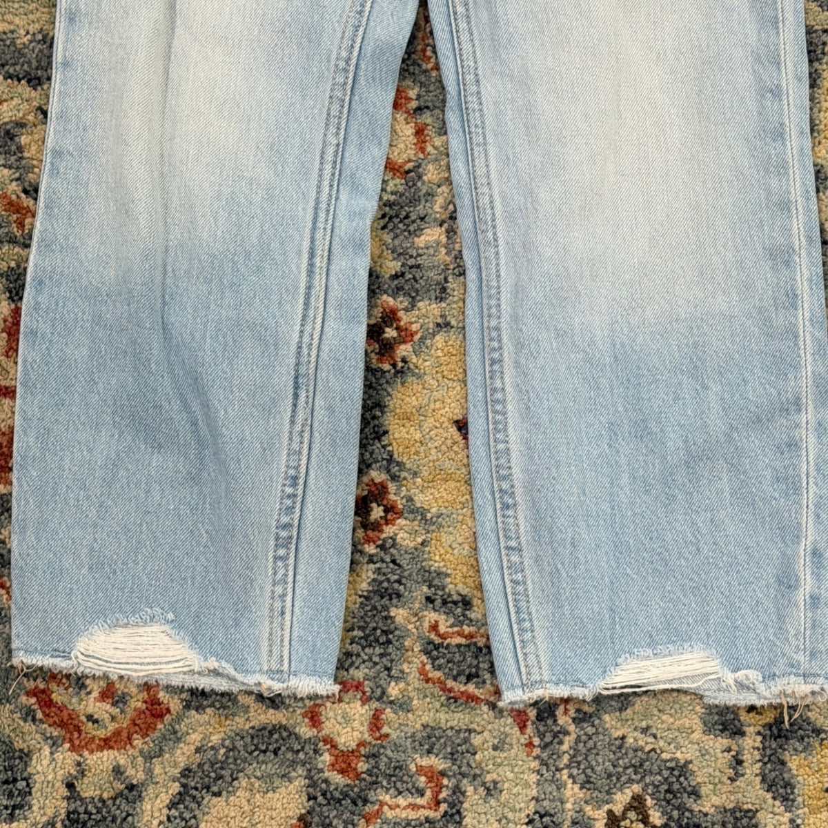 Old Navy Slouchy Straight Jeans Girls 8 Light Wash Distressed 90s EUC1