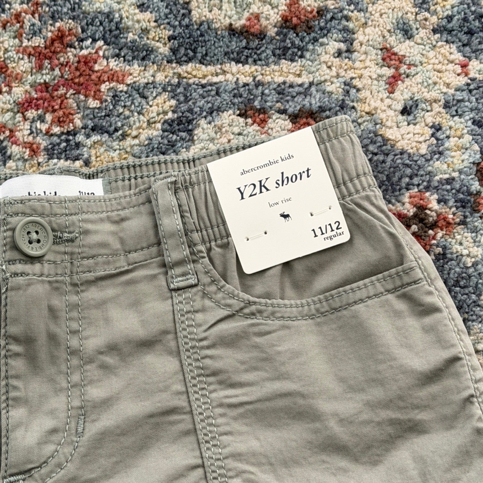 Abercrombie Kids Y2K Short Girls 11/12 Grey Low Rise Utility NWT1