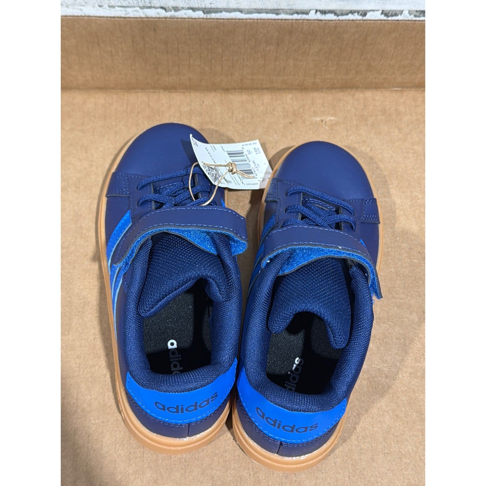 Adidas Grand Court 2.0 EL C Boys Size 1 Blue Gum Sole Sneakers Sporty NWT6