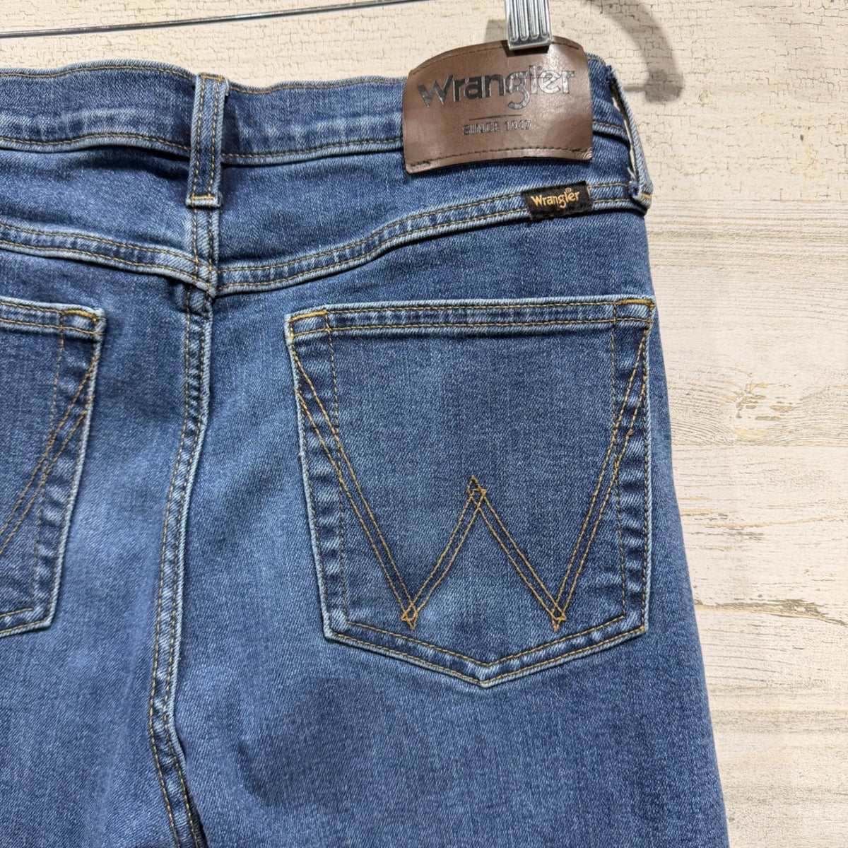 Wrangler Relaxed Boot Cut Jeans Men 30x30 Blue Denim Stretch Western Work GUC4