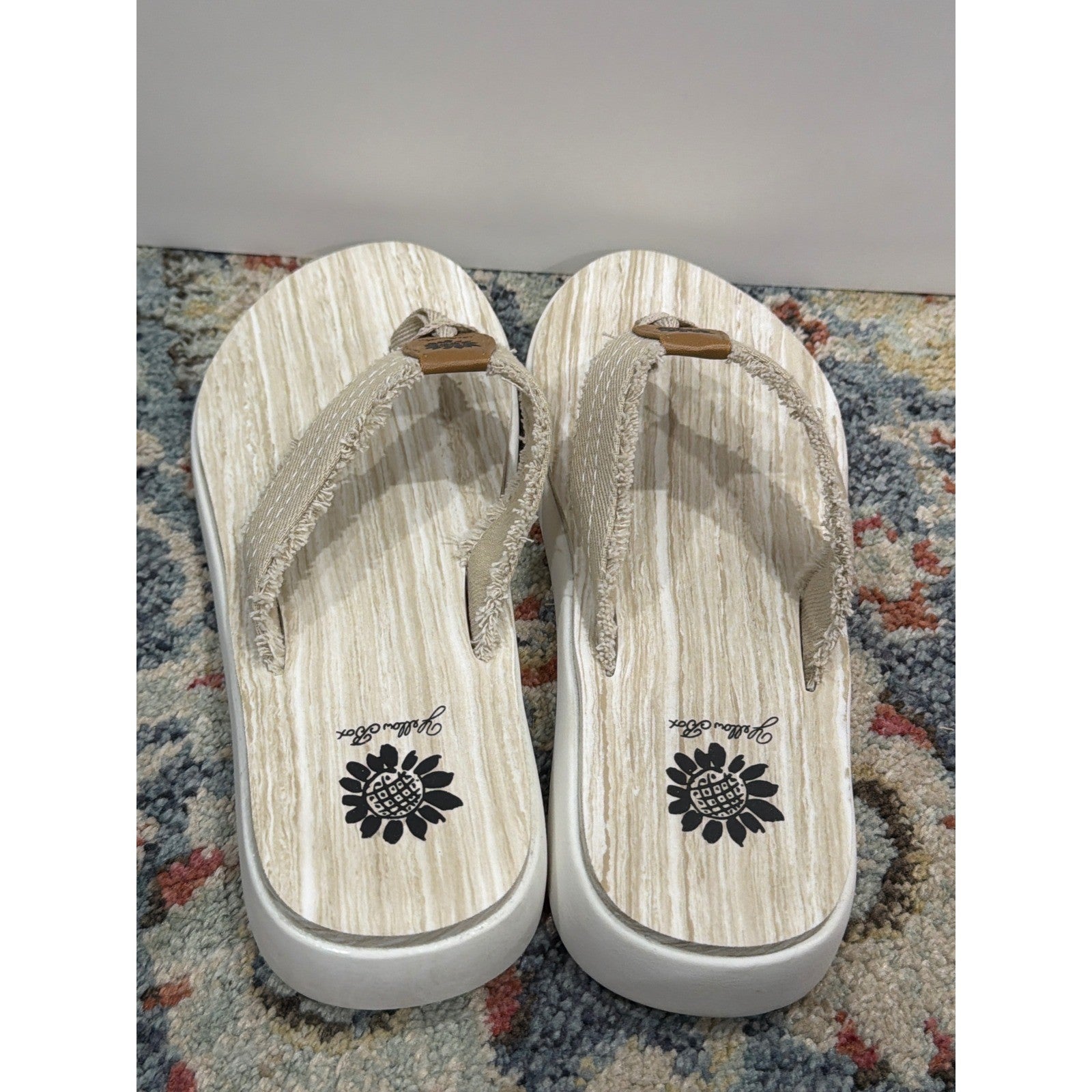 Yellow Box Sandals Women 7.5 Tan Sunflower Frayed Canvas Platform Wedge EUC2