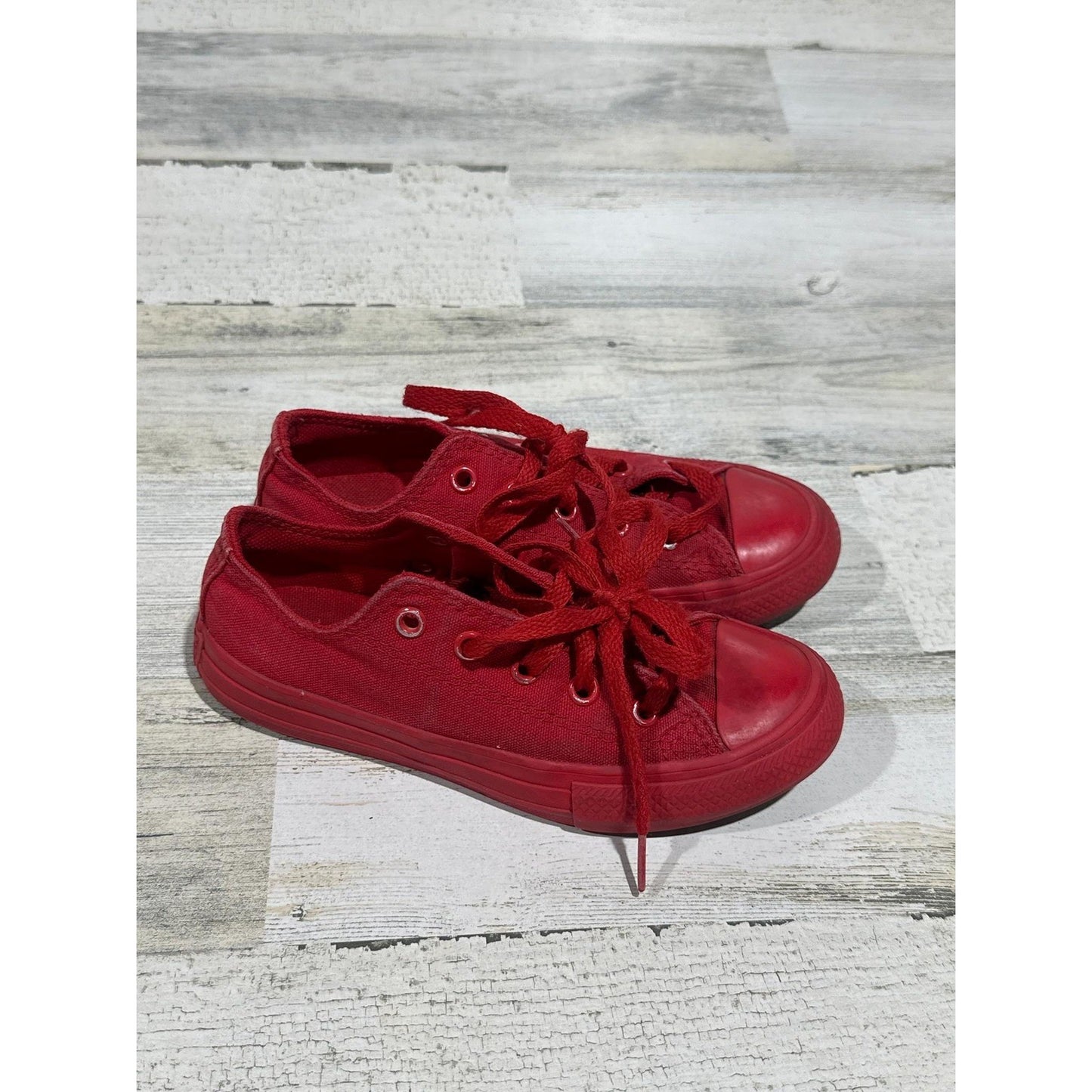 Converse Chuck Taylor All Star Kids Size 12 Red Monochrome Low Top GUC1