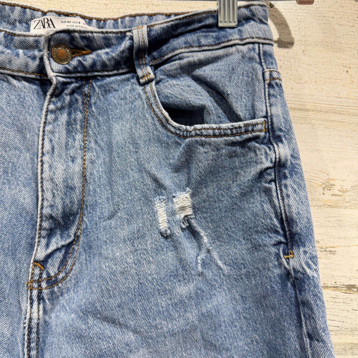 Zara Mom Jeans Women 8 Blue Distressed High Rise Tapered 90s EUC4