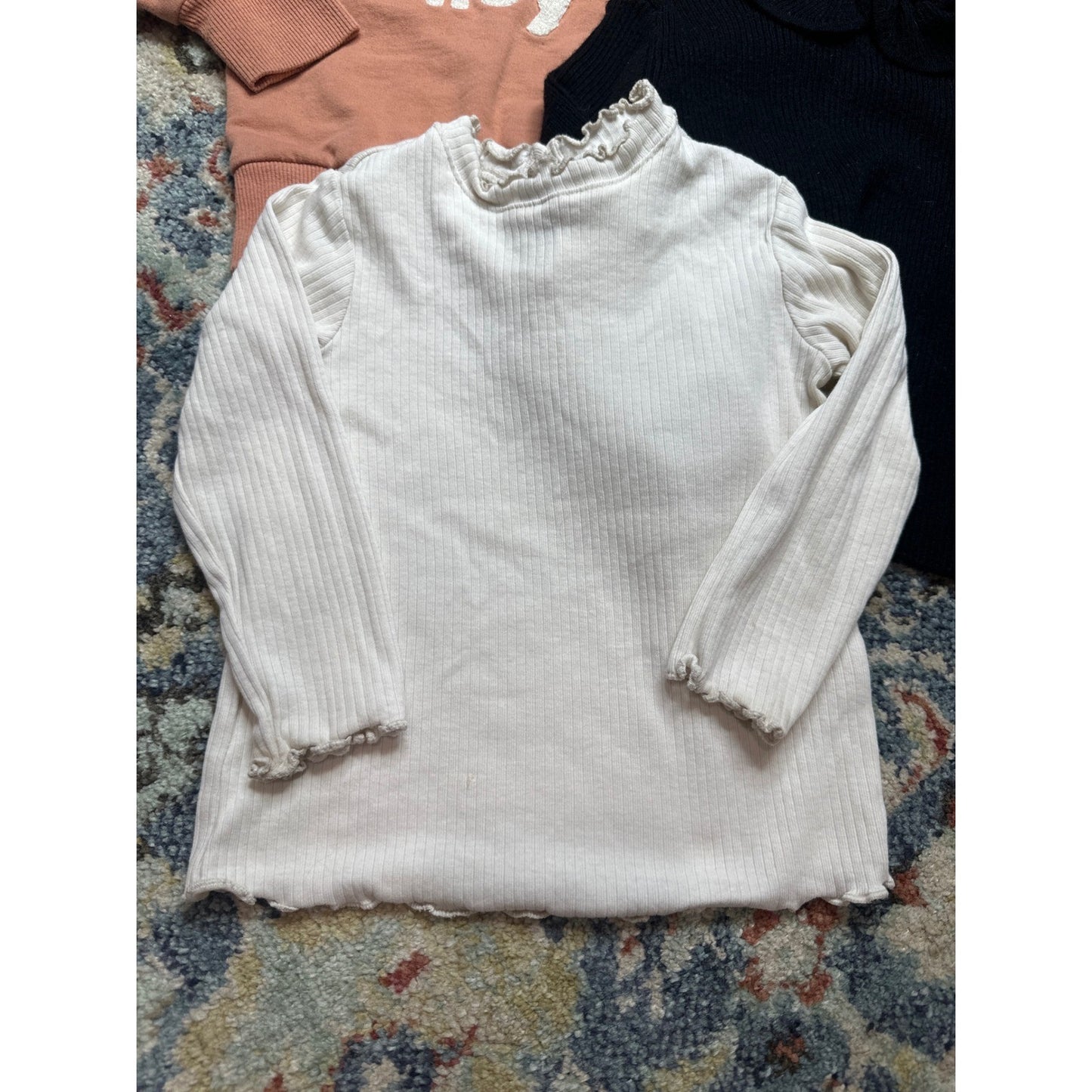 Zara H&M Long Sleeve Tops Bundle Girls 18M Peach Black Cream Graphic Ribbed2