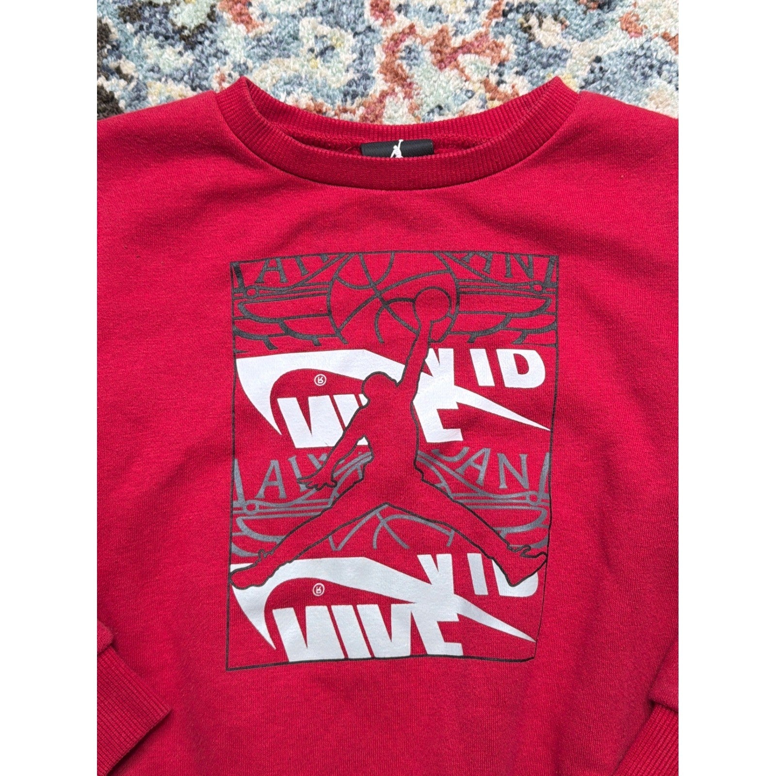 Jordan Sweatshirt Boys 4T Red Black White Jumpman Graphic EUC1