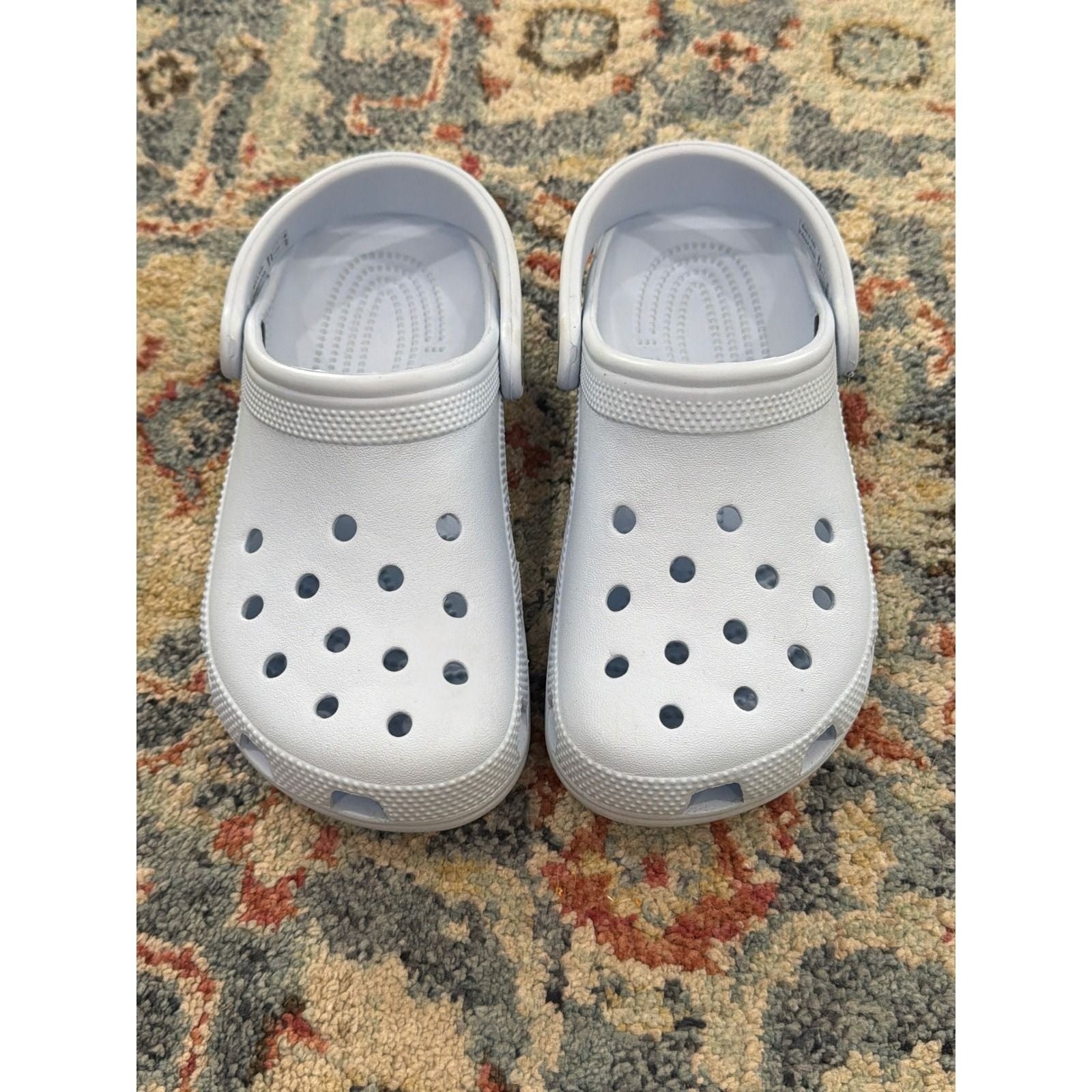 Crocs Classic Clog Women 6 / Mens 4 Light Blue Slip On Comfort Gorpcore EUC3