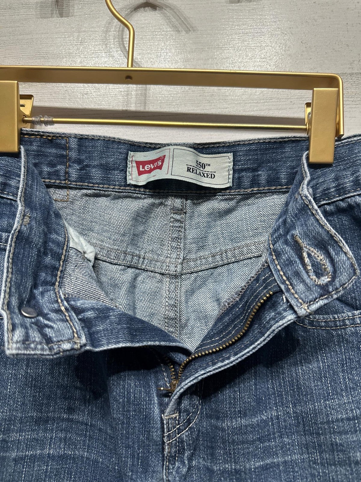 Levi's 550 Relaxed Fit Jeans Boys 12 Regular Blue Medium Wash Denim GUC1