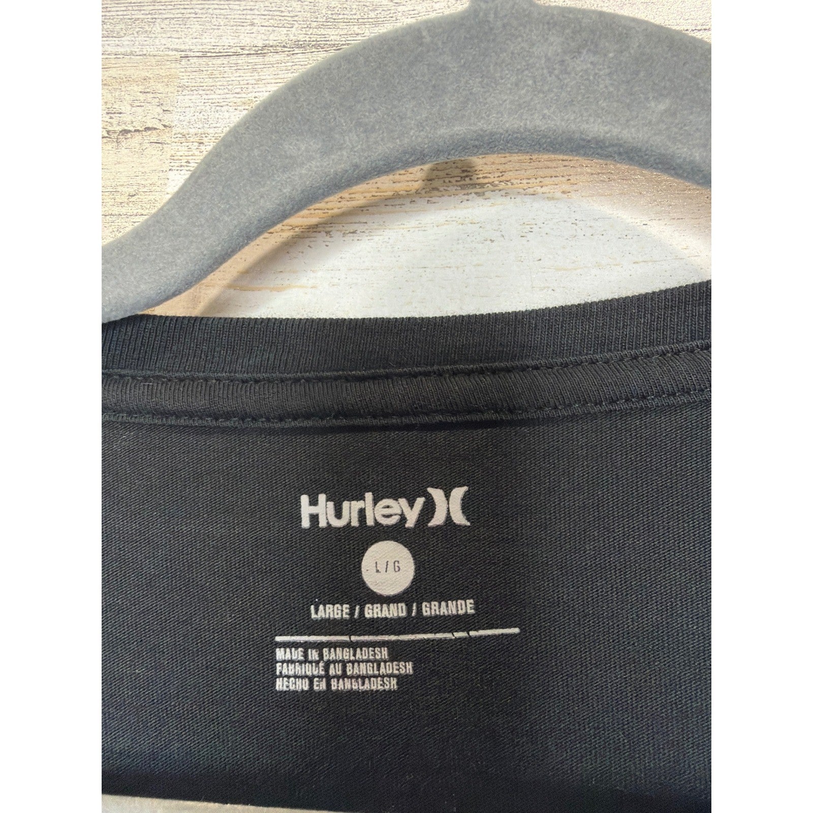 Hurley Graphic Tee Men Large Black Embroidered Script Logo Surfwear2