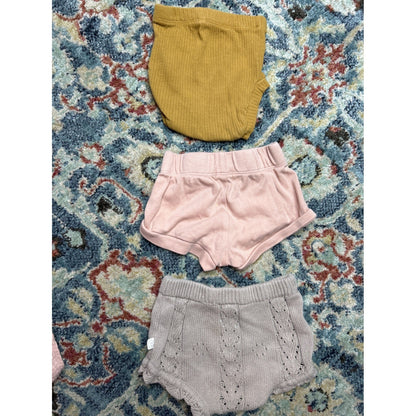 Colored Organics Kate Quinn Snug Baby Girls 6/9m 6/12m Neutral Bundle4