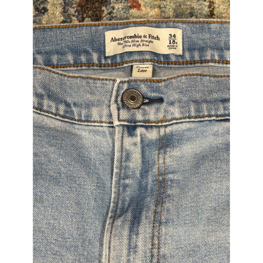 Abercrombie & Fitch 90s Slim Straight Jeans Women 18R Light Blue Curve Love EUC0