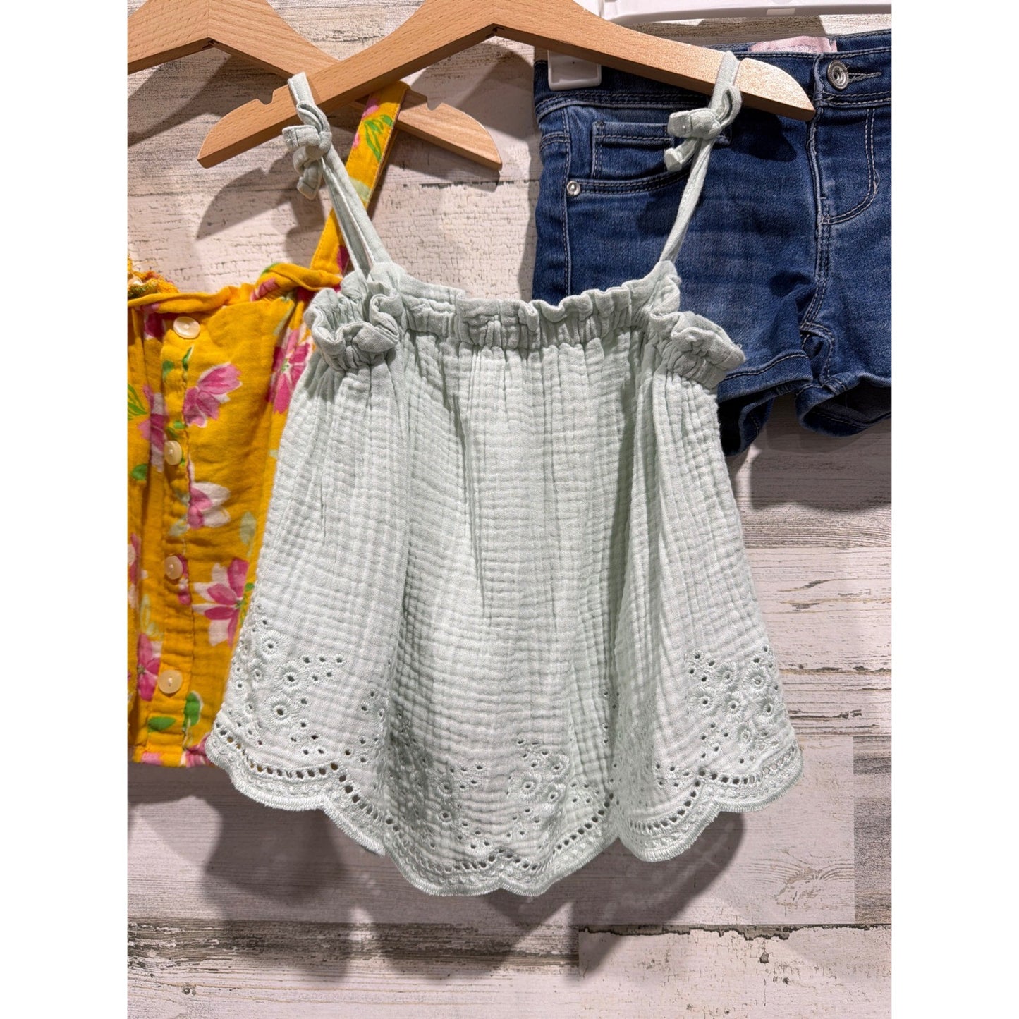 Old Navy Modern Moments Outfit Set Girls 5T Green Yellow Floral Denim Boho EUC2