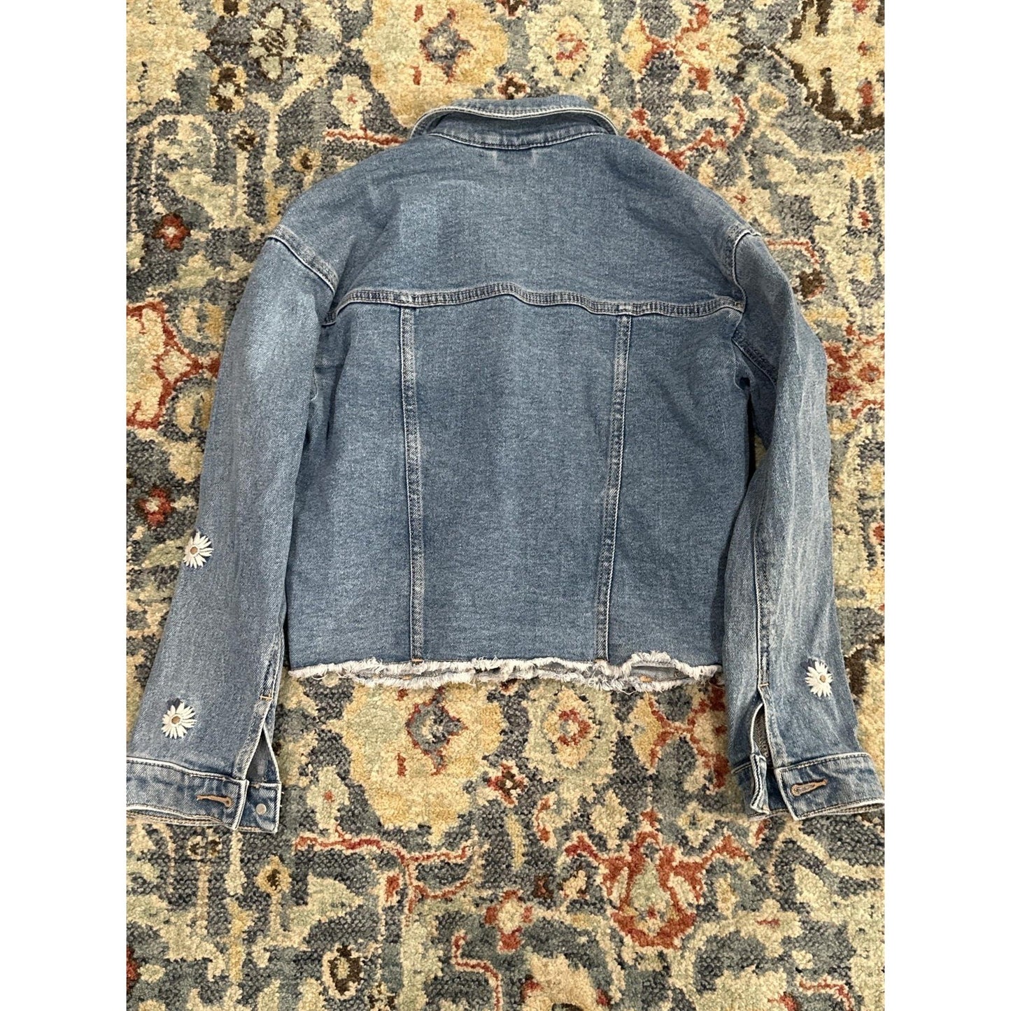 Abercrombie Kids Denim Jacket Girls 11/12 Blue Daisy Embroidered Raw Hem EUC2