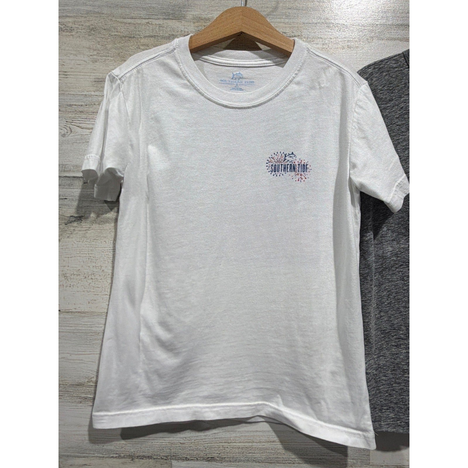 Southern Tide Crewcuts T-Shirt Bundle Boys 6-7 White Gray Patriotic Preppy EUC1