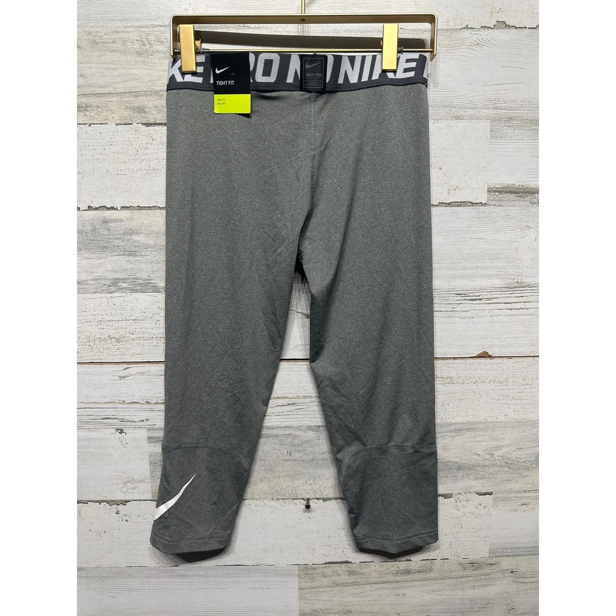 Nike Pro Tight Fit Dri-FIT 3/4-Length Tights Boys Large NWT1