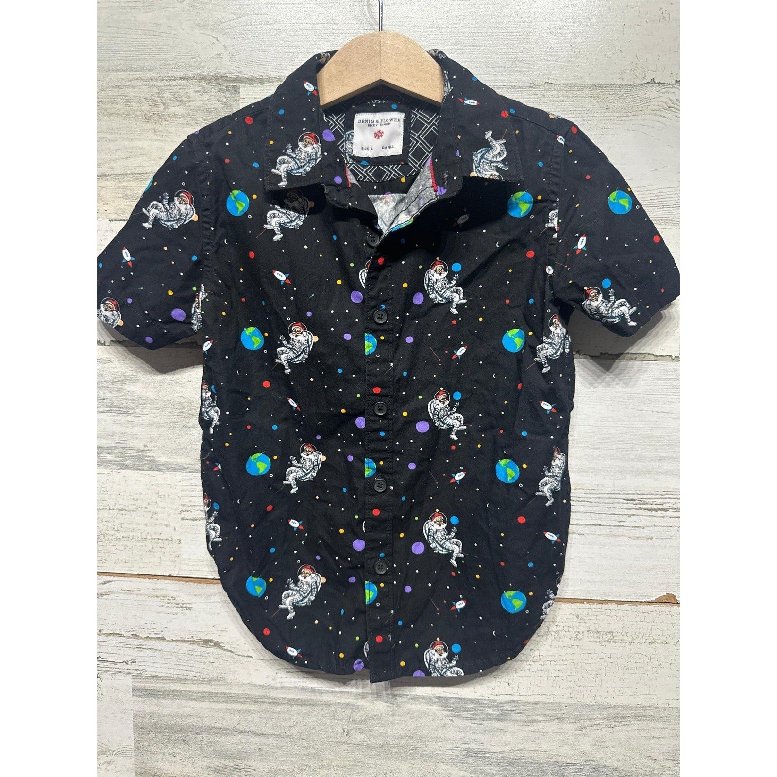 Denim & Flower Button Up Boys Size 4 Black Santa Astronaut Space Holiday EUC0