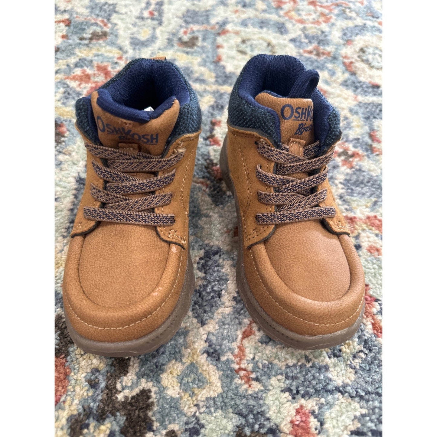 OshKosh B'gosh High Top Boots Boys 7 Toddler Tan Navy Faux Suede1