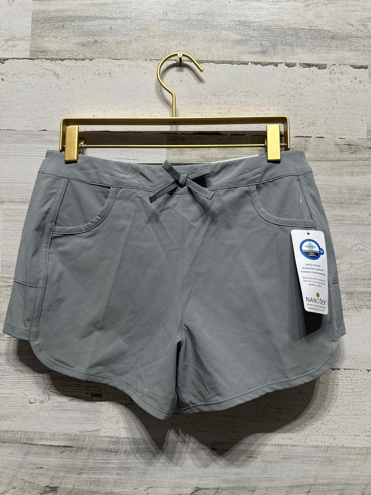 Magellan Active Shorts Girls L 12-14 Gray Nanotex Quick Dry NWT0