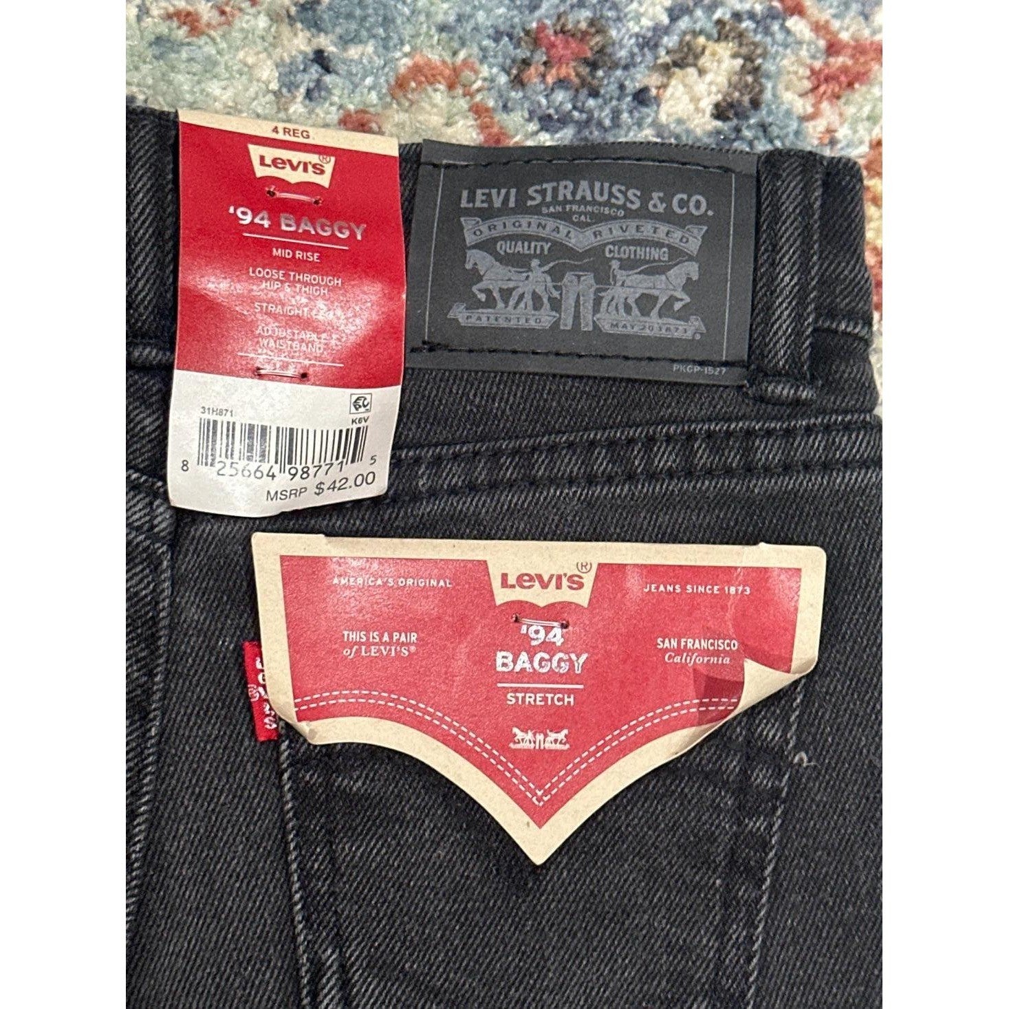 Levi's '94 Baggy Jeans Girls Size 4 Black Straight Leg Adjustable Waist NWT3