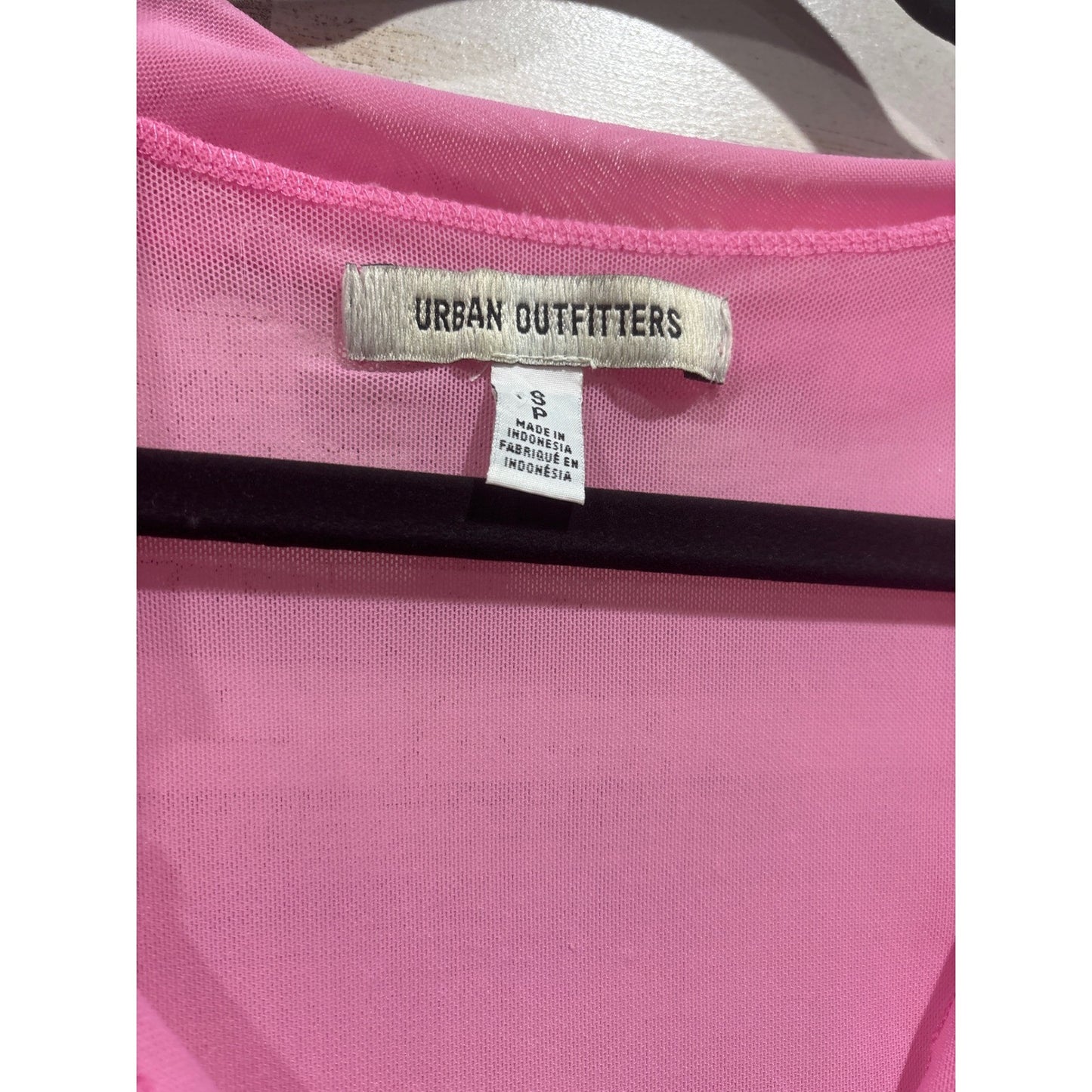 Urban Outfitters Top Womens S Pink Mesh Lettuce Edge Y2K Barbiecore EUC1