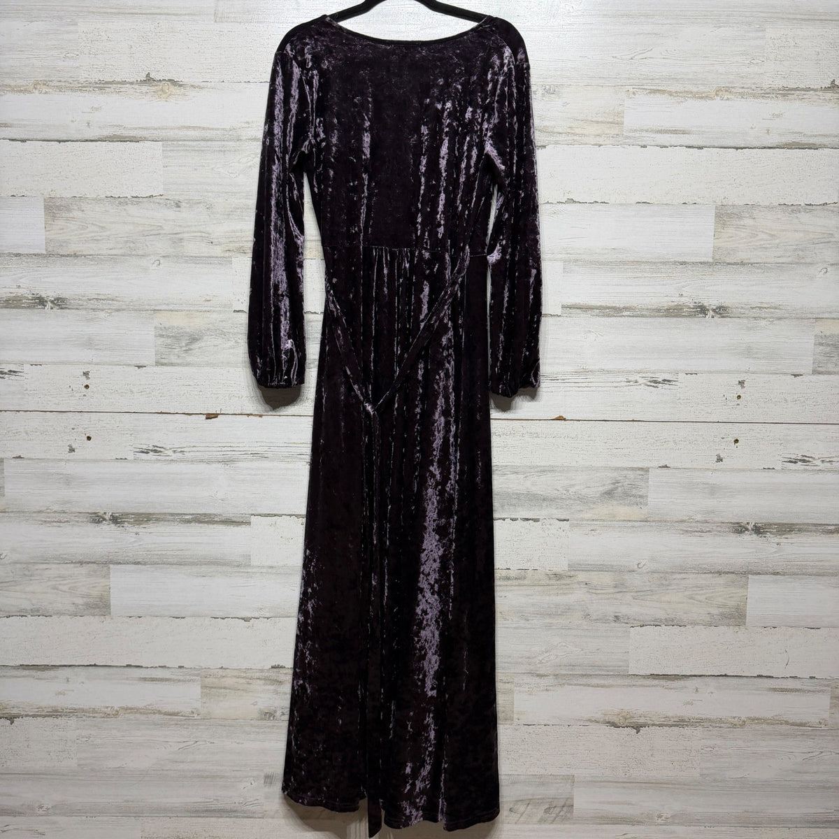 Gianni Bini Maxi Dress Womens M Purple Crushed Velvet Wrap V-Neck Whimsigoth EUC6
