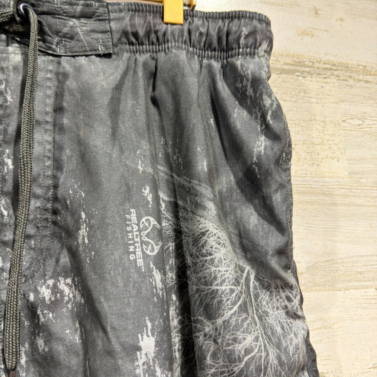 O'Rageous Realtree Fishing Shorts Men XL Black Camo Outdoors GUC*1