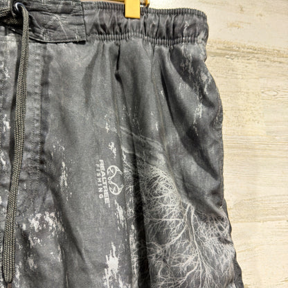 O'Rageous Realtree Fishing Shorts Men XL Black Camo Outdoors GUC*1