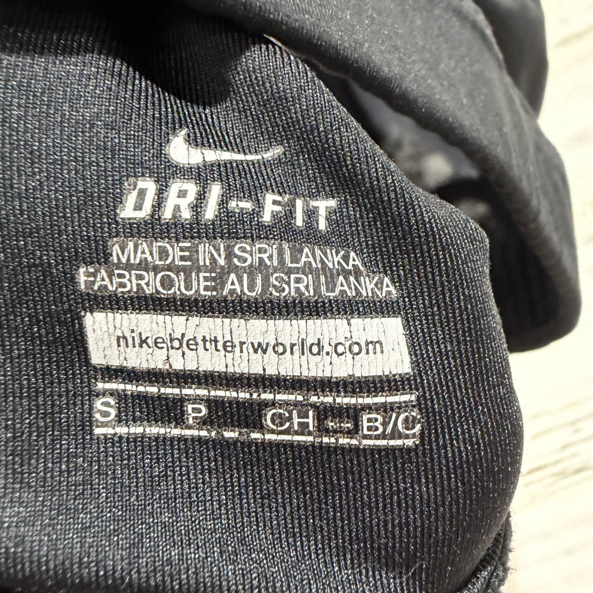 Nike Sports Bra Women Small Black Dri-FIT Racerback Mesh Padded GUC2
