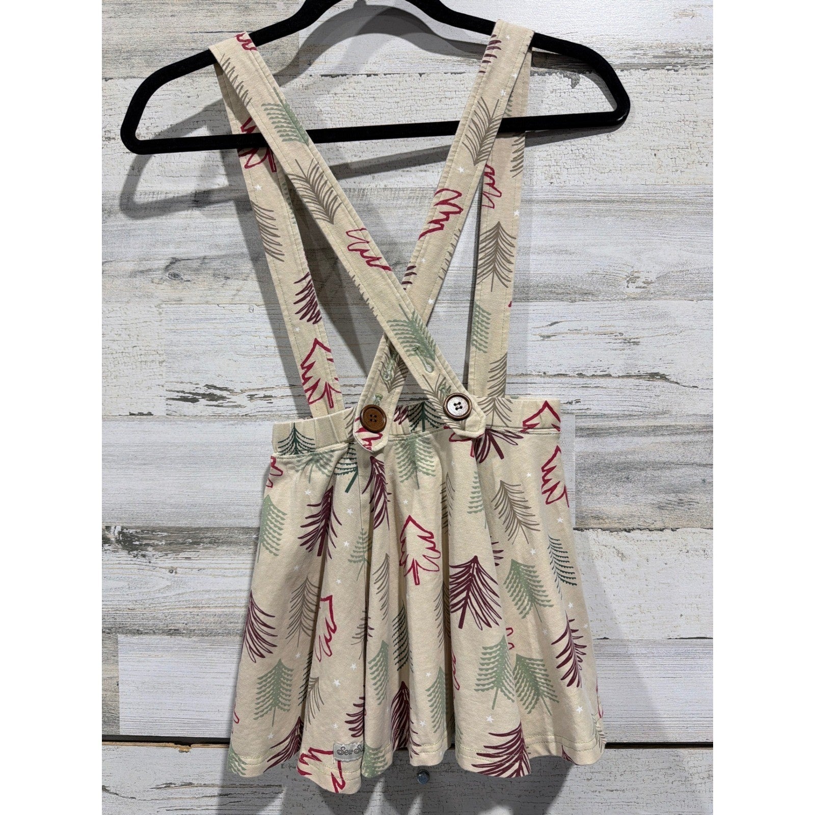 Sew Sassy Pinafore Skirt Girls 10 Cream Christmas Tree Holiday Boutique EUC2