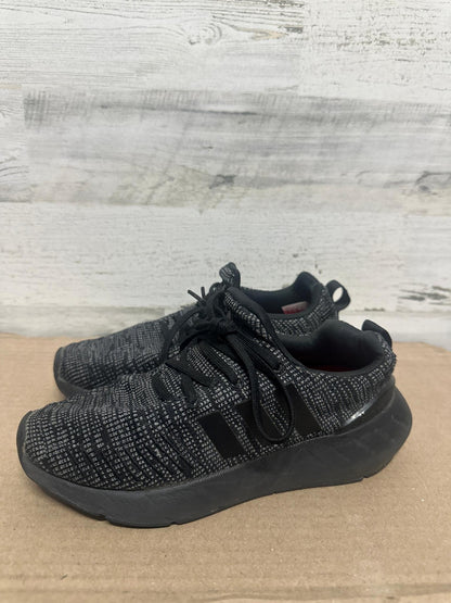Adidas Boys Size 4 Black  Athletic Sneakers with Removable Orthotic Insoles GUC1