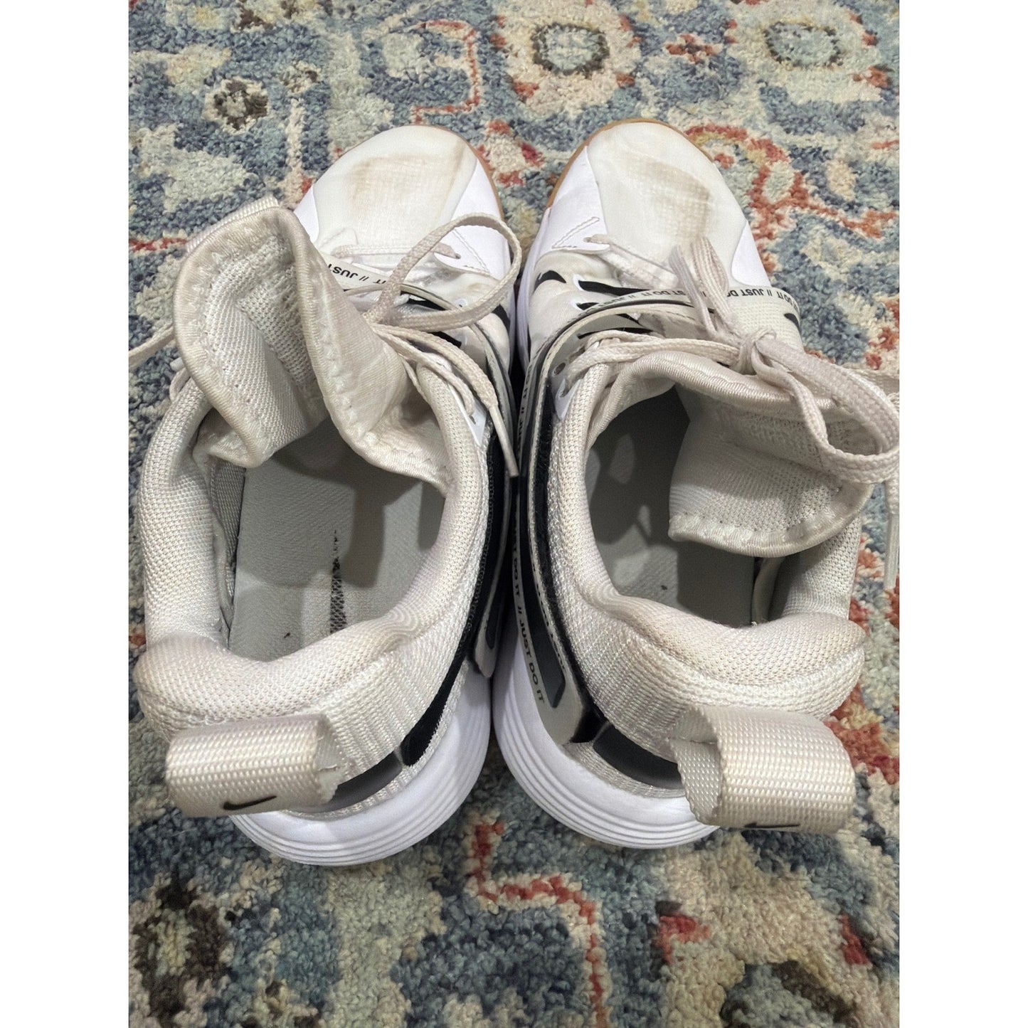 Nike React Hyperset Volleyball Shoes Women 7.5 White Black Gum Athletic6