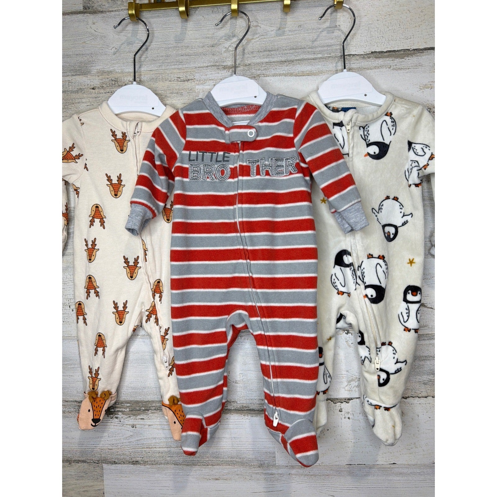 Old Navy Child of Mine Sleepers Boys 0-3M Multi Reindeer Penguin Brother EUC0
