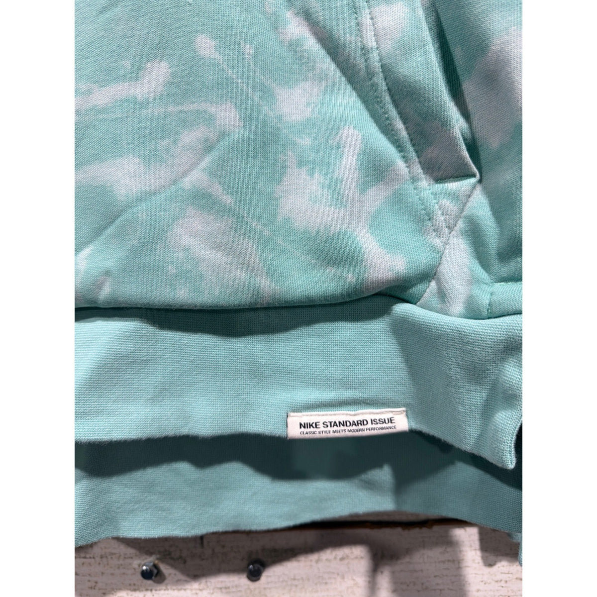 Nike Fly Hoodie Women XS Teal Tie Dye Standard Issue Dri-FIT Pullover EUC2