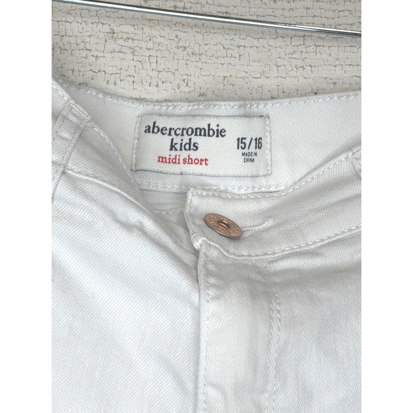 Abercrombie MIDI Shorts Girls 15/16 White Distressed Denim Summer GUC*1